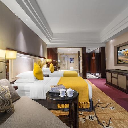 Country Garden Phoenix Hotel Kaiping Цзянмынь Экстерьер фото