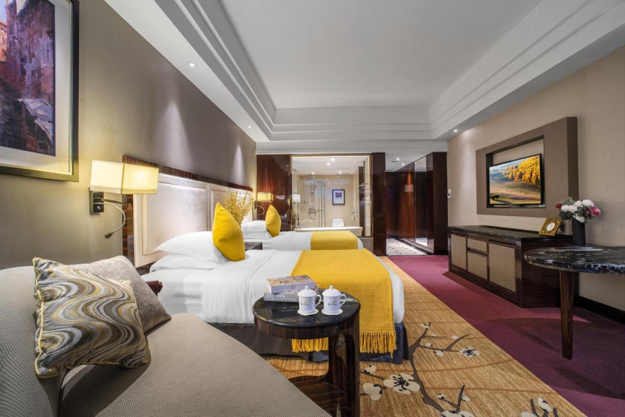 Country Garden Phoenix Hotel Kaiping Цзянмынь Экстерьер фото