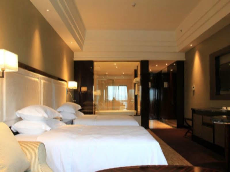 Country Garden Phoenix Hotel Kaiping Цзянмынь Экстерьер фото